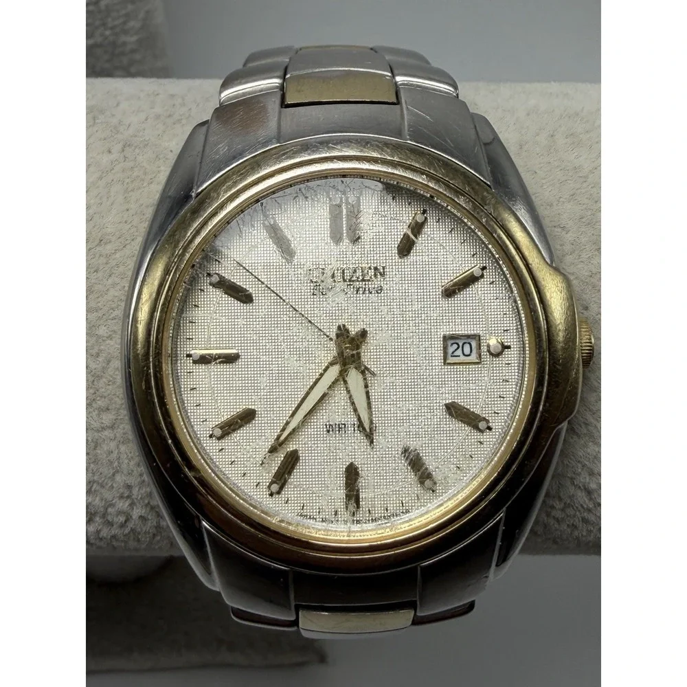 Scratched Citizen Eco-Drive F810-S005353 Working Mens Solar Watch 38MM 7